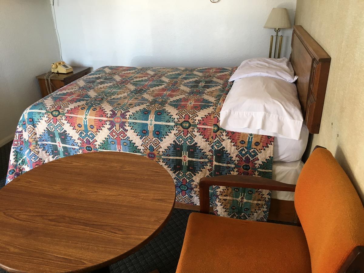 Skyliner Motel Stroud Luaran gambar