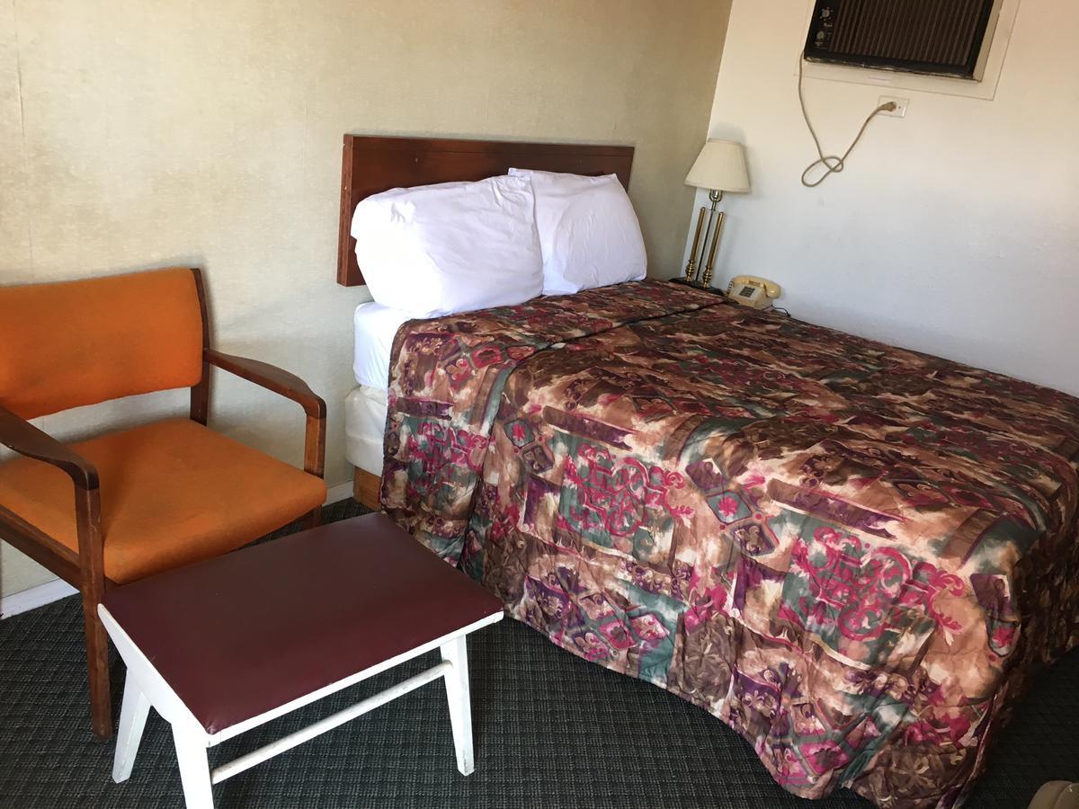 Skyliner Motel Stroud Luaran gambar