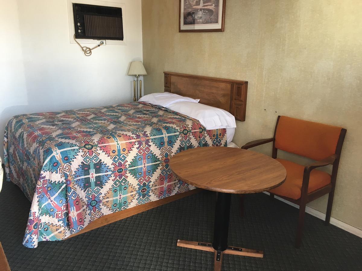 Skyliner Motel Stroud Luaran gambar