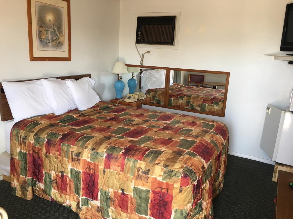 Skyliner Motel Stroud Luaran gambar