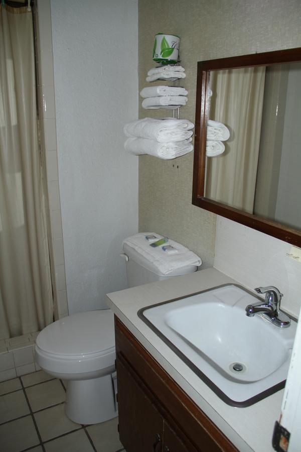 Skyliner Motel Stroud Luaran gambar
