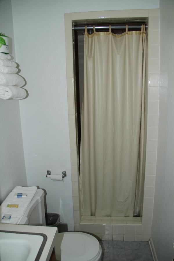 Skyliner Motel Stroud Luaran gambar