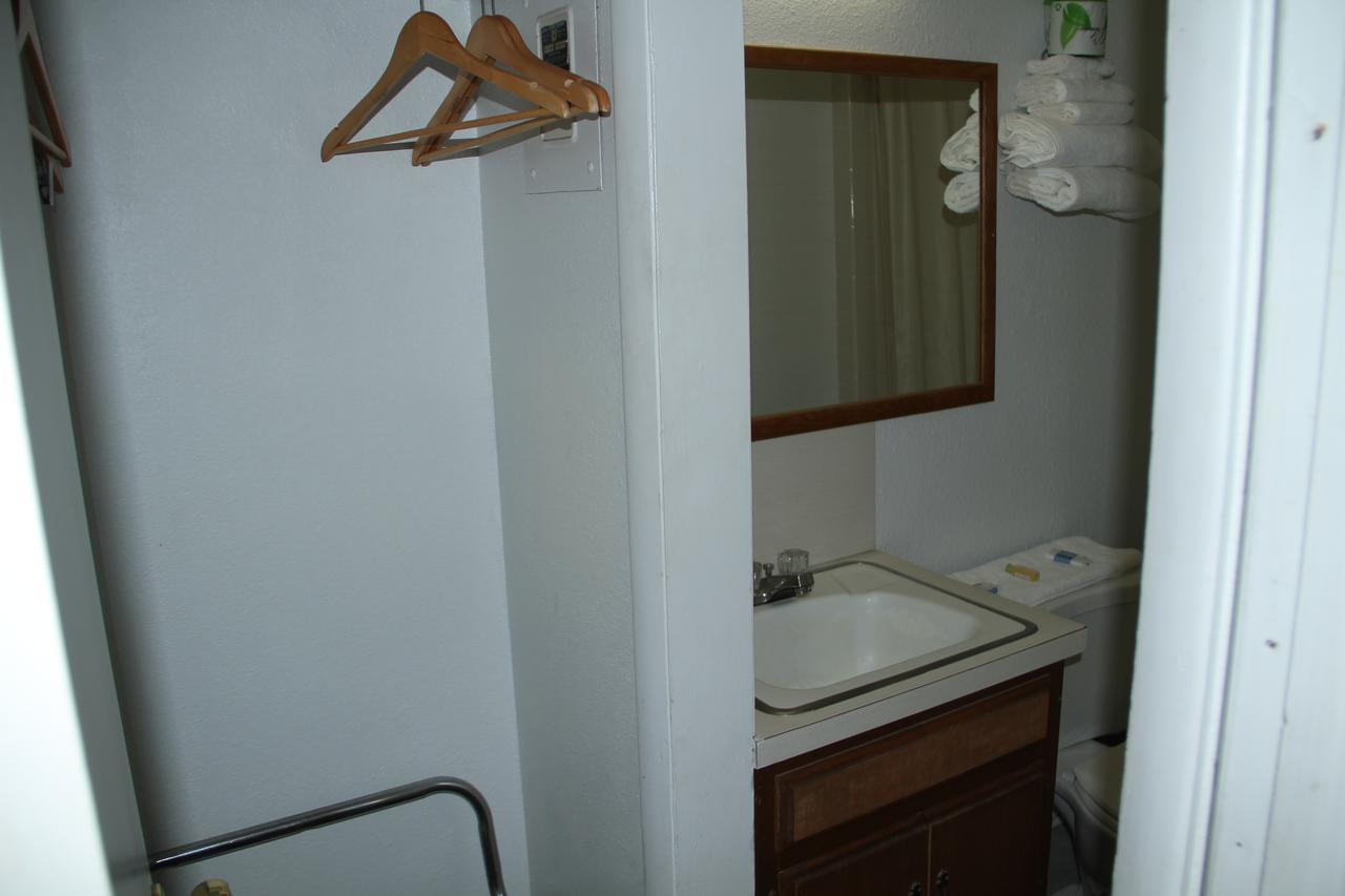 Skyliner Motel Stroud Luaran gambar