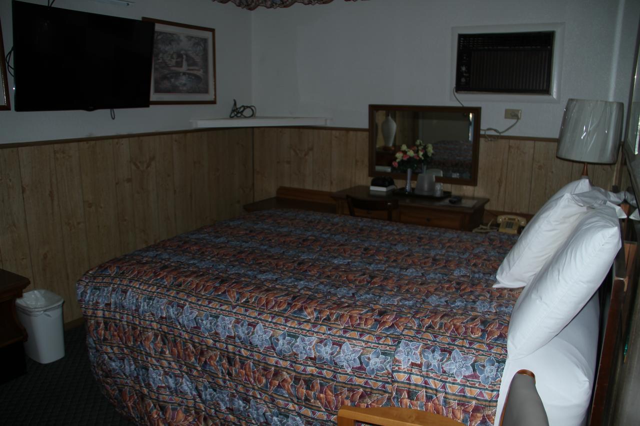 Skyliner Motel Stroud Luaran gambar