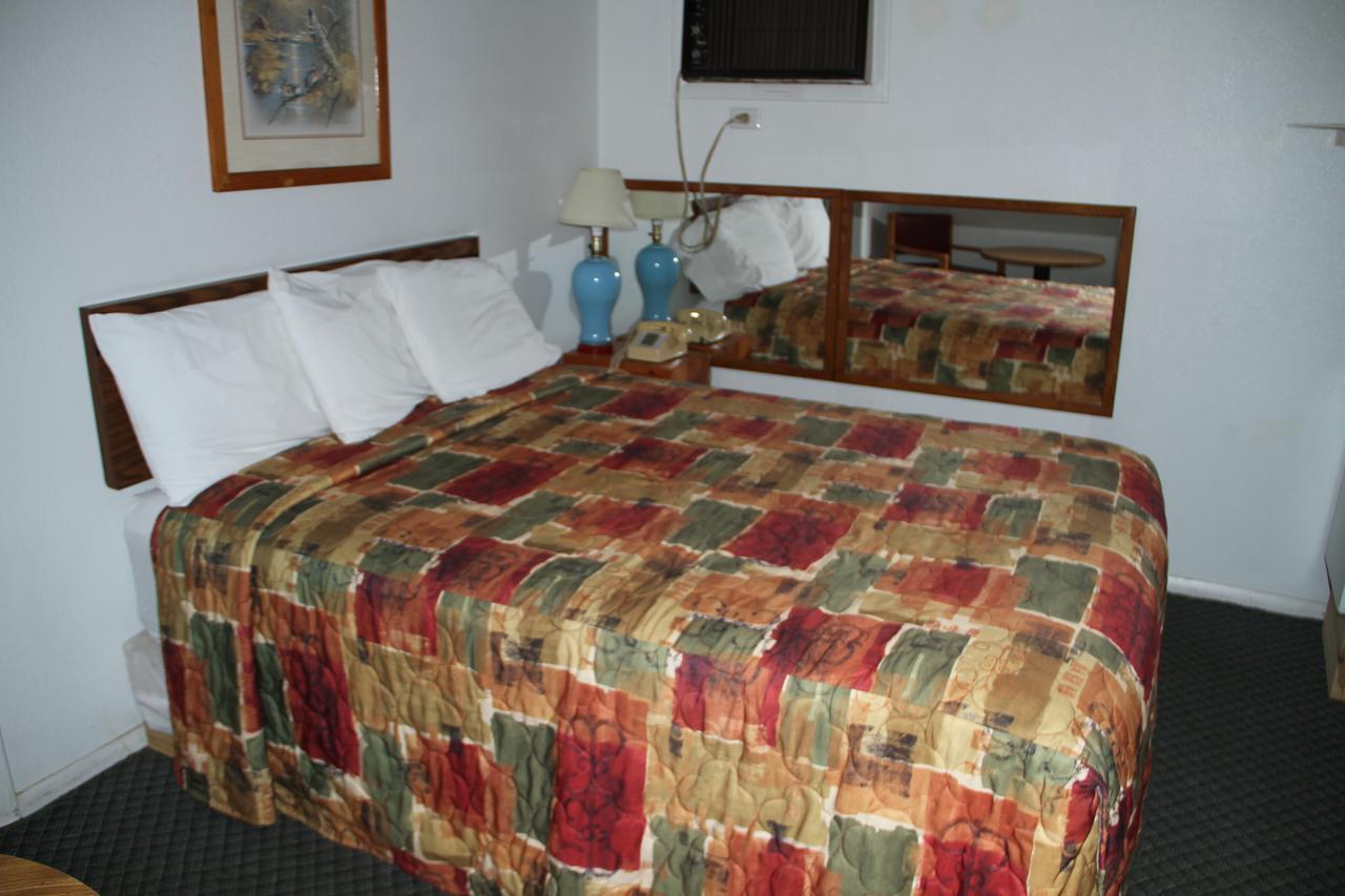 Skyliner Motel Stroud Luaran gambar