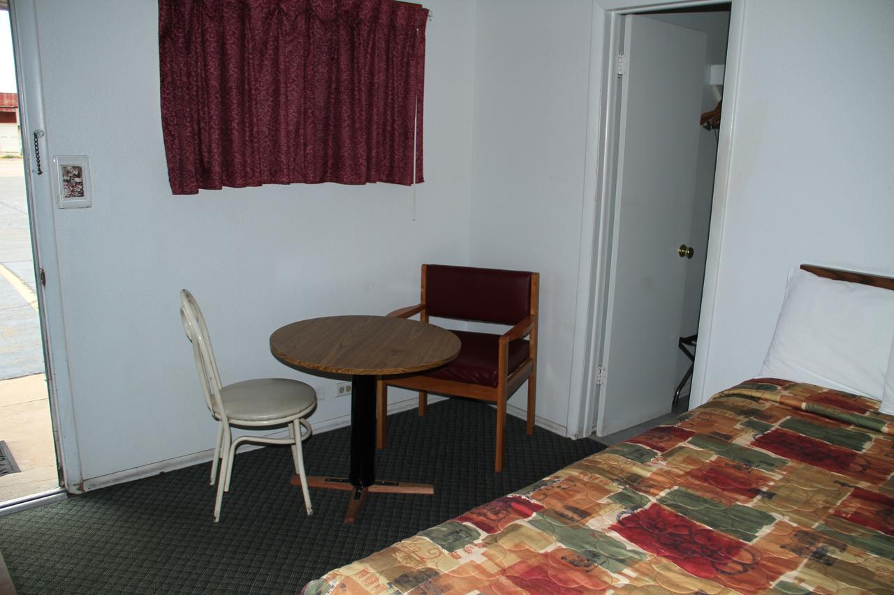 Skyliner Motel Stroud Luaran gambar